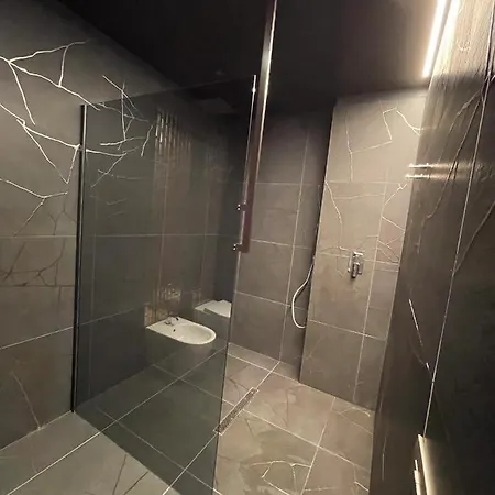 The Lion's Den 住宿加早餐酒店 的里雅斯特