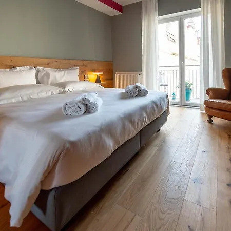 住宿加早餐酒店 The Lion's Den