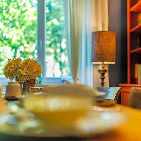 The Lion's Den Bed & Breakfast 3*