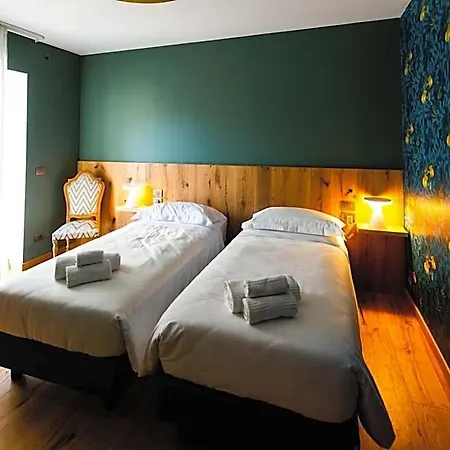 The Lion's Den Bed & Breakfast Trieste