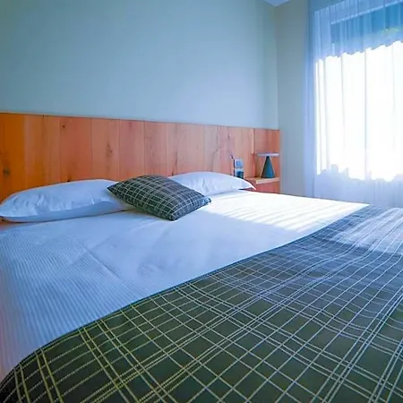 The Lion's Den 3* Trieste