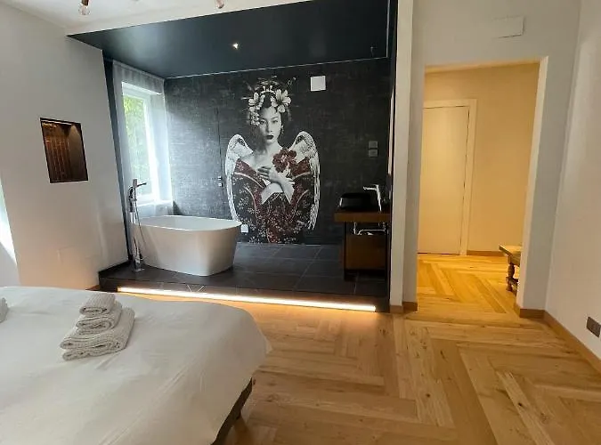 The Lion's Den Bed & Breakfast